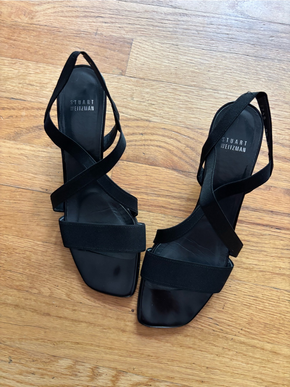 Stuart weitzman kitten heels